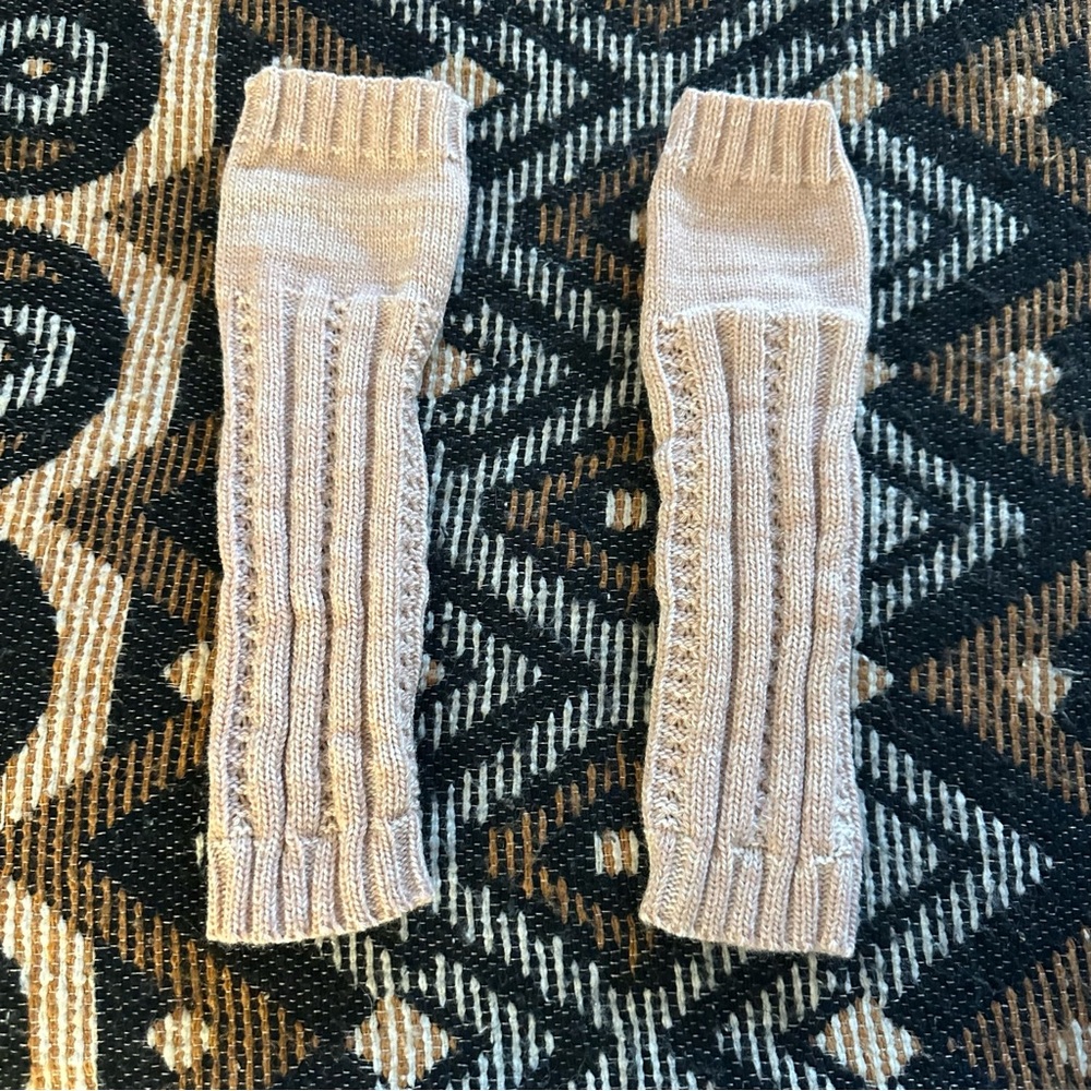 Hand Warmer pair Heathered Pink size OS Women